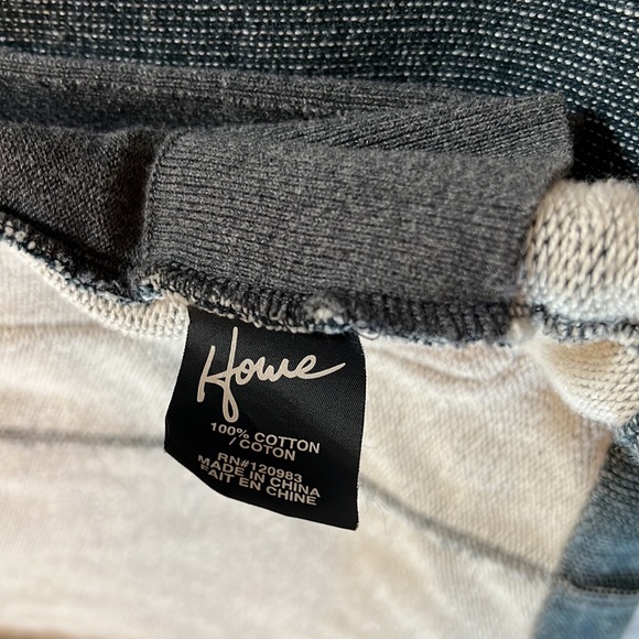 Men’s Large gray Howe zip-up and button-up jacket with hoodie attached inside - Picture 5 of 8